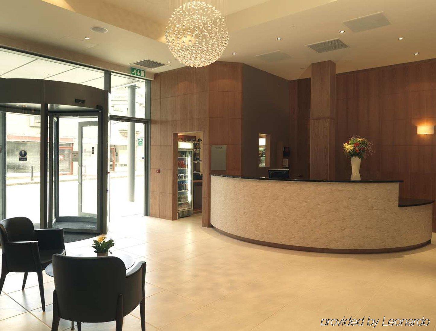 Hilton Garden Inn Aberdeen City Centre Интериор снимка