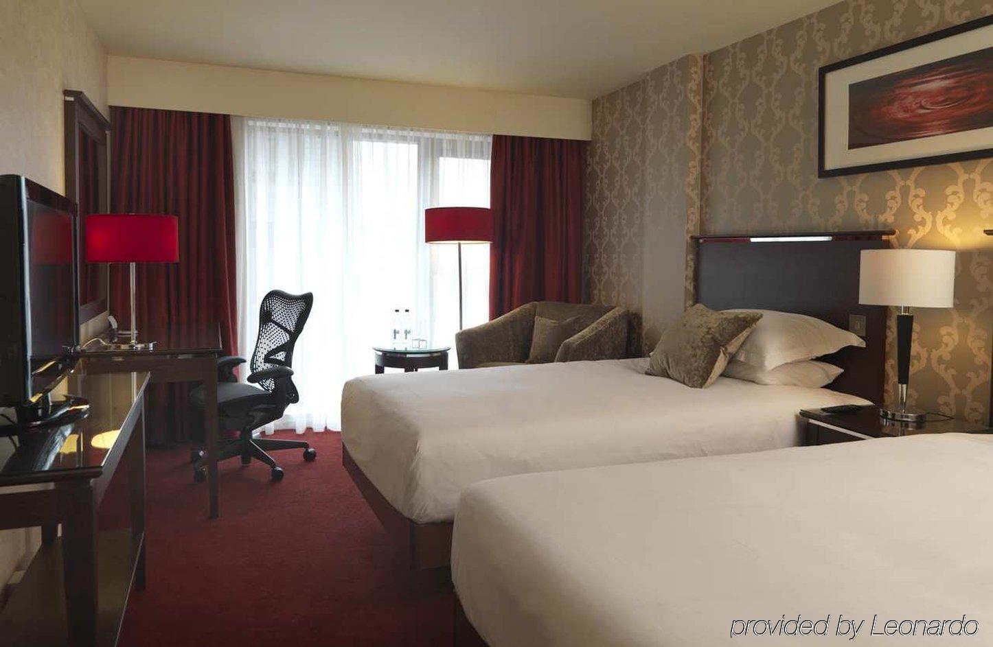 Hilton Garden Inn Aberdeen City Centre Екстериор снимка
