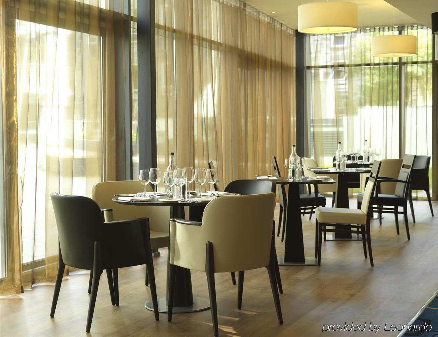 Hilton Garden Inn Aberdeen City Centre Екстериор снимка