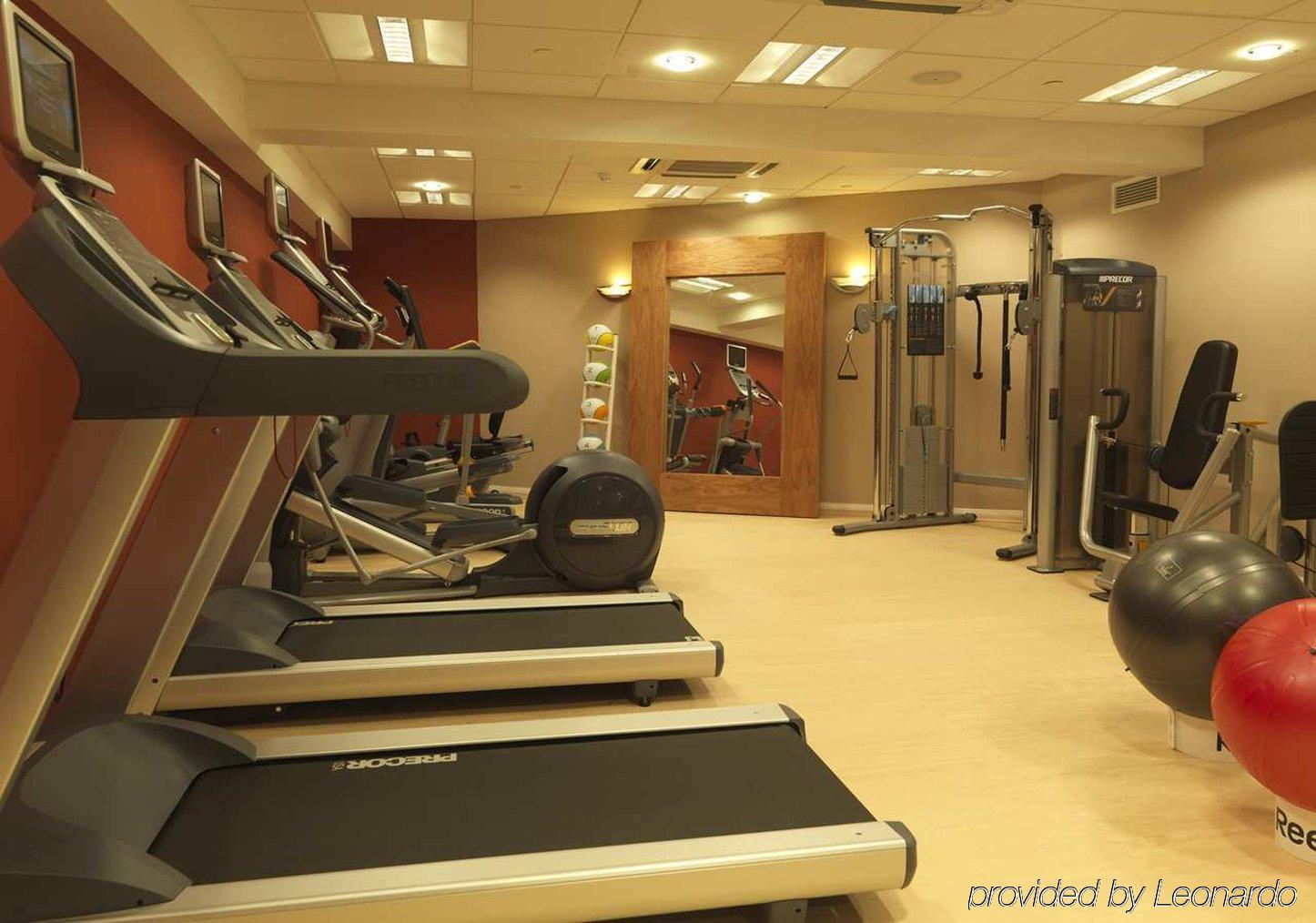 Hilton Garden Inn Aberdeen City Centre Съоръжения снимка