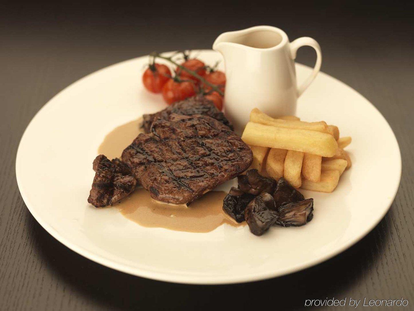 Hilton Garden Inn Aberdeen City Centre Екстериор снимка