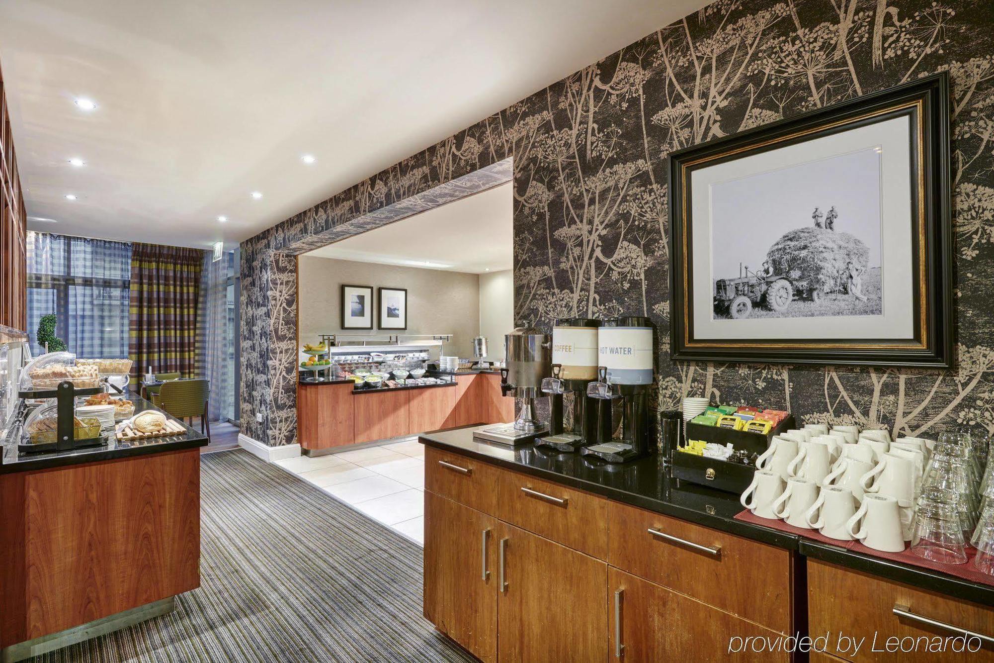 Hilton Garden Inn Aberdeen City Centre Екстериор снимка