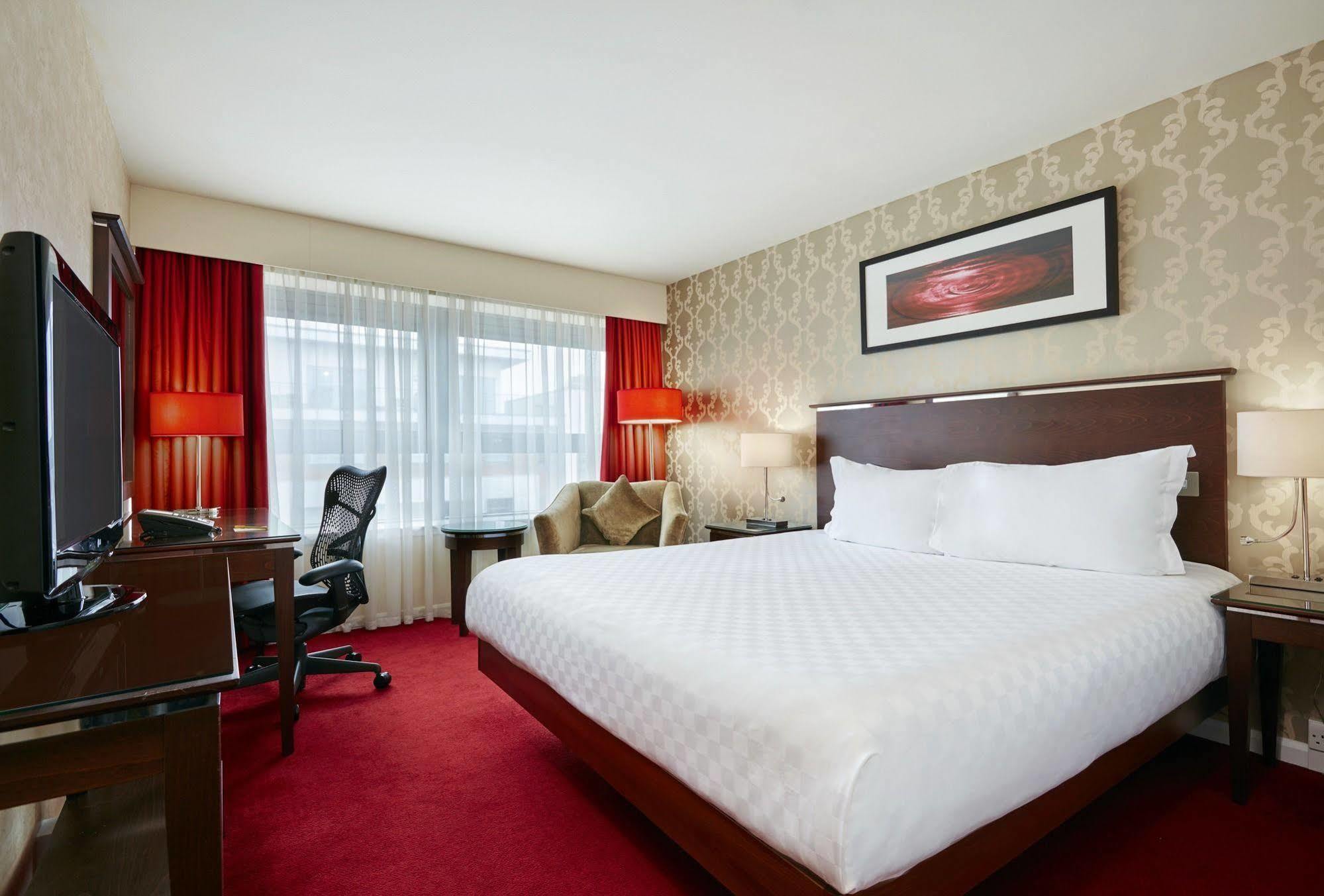 Hilton Garden Inn Aberdeen City Centre Екстериор снимка
