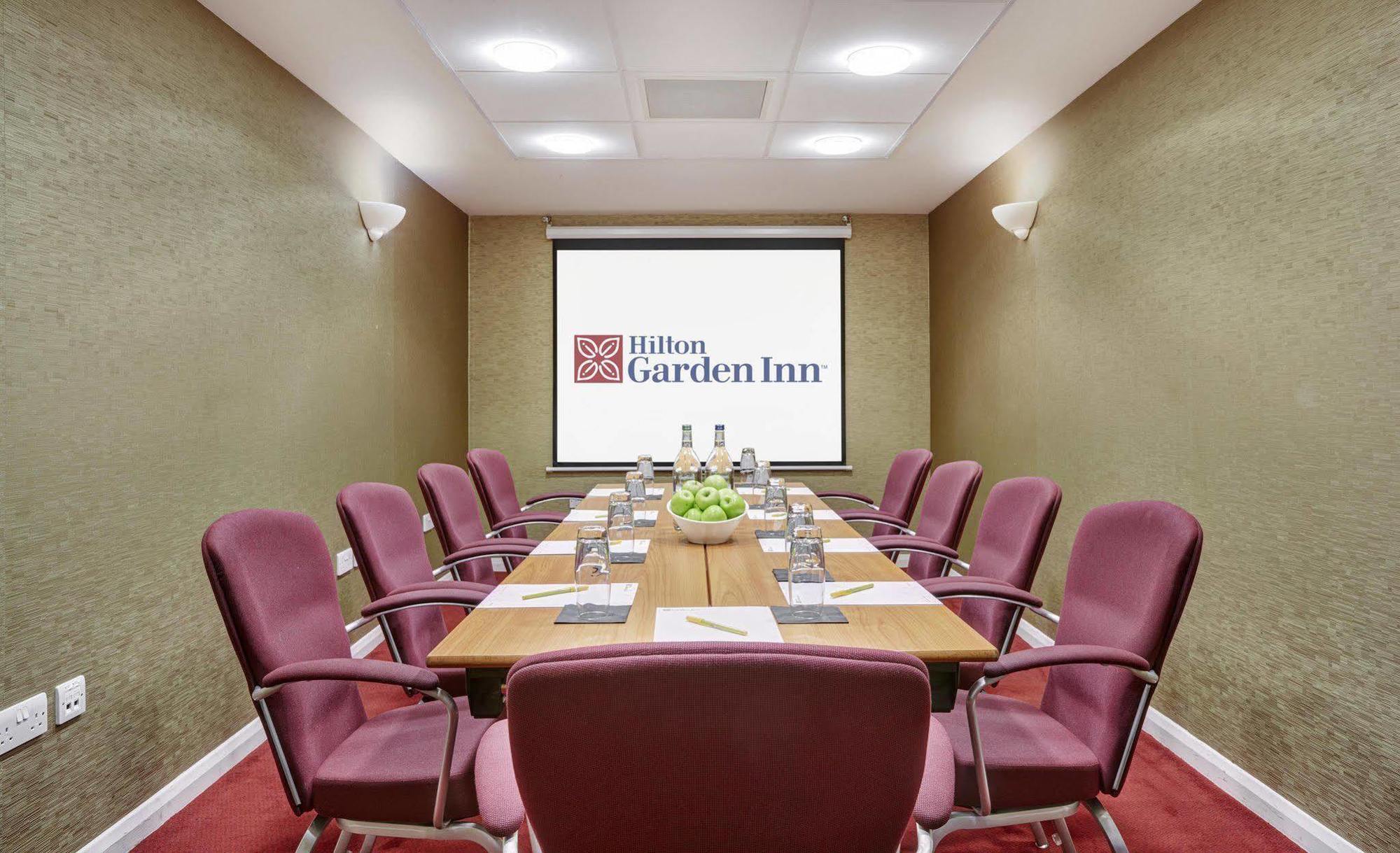 Hilton Garden Inn Aberdeen City Centre Екстериор снимка